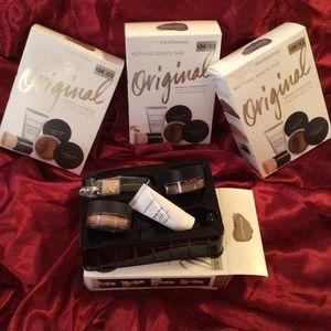 NWT bareMinerals Nothing Beats The Original.4-pc get started* Kit